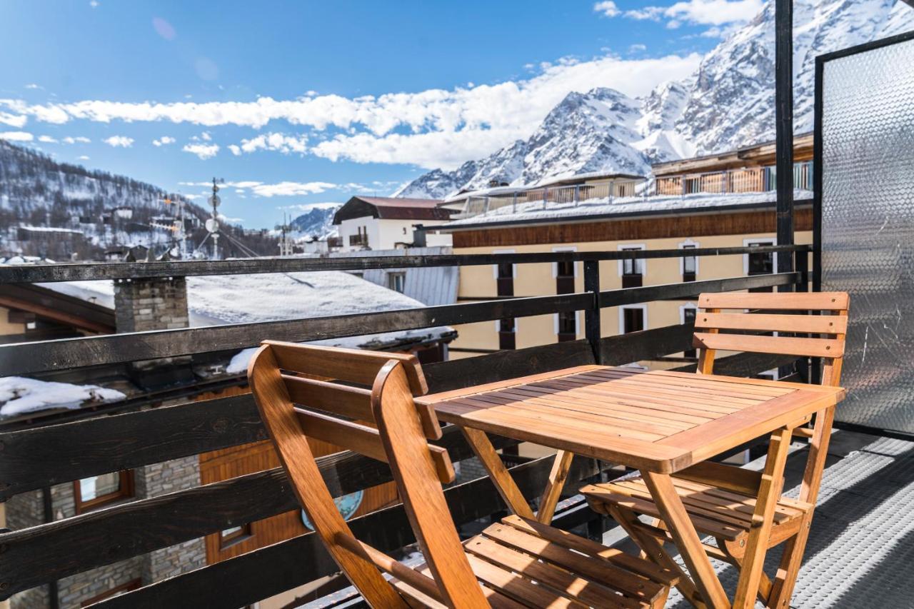Stay In Cervinia Deluxe Apartment Breuil-Cervinia Dış mekan fotoğraf
